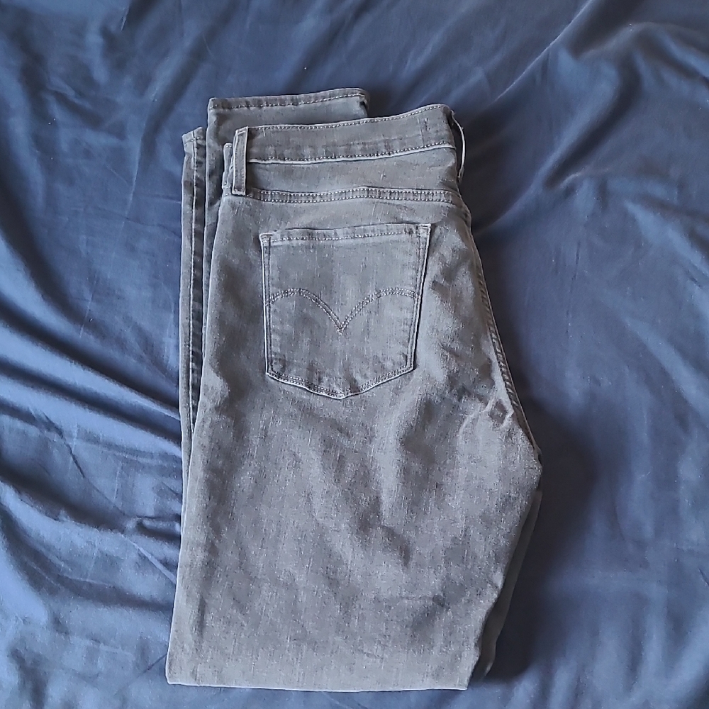 Levi's Light Gray Denim Jeans
